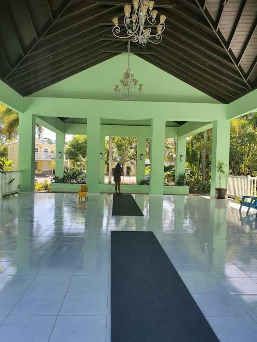 Villa Townhouse By The Bay, Little Bay Country Club ,Negril à Orange Bay Extérieur photo