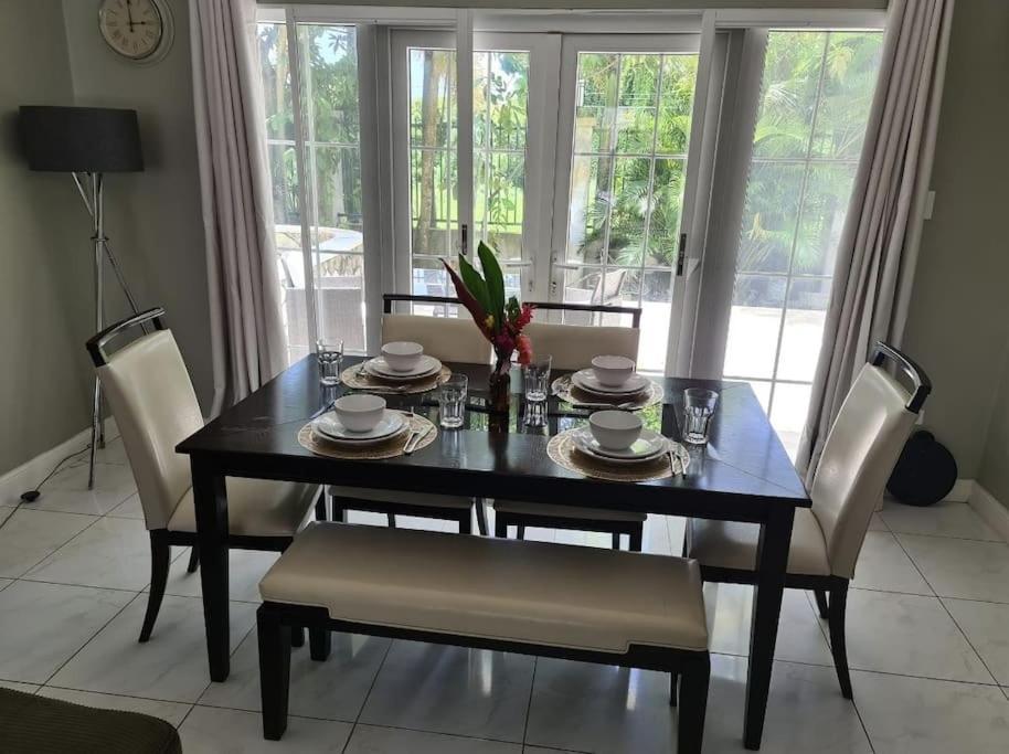 Villa Townhouse By The Bay, Little Bay Country Club ,Negril à Orange Bay Extérieur photo